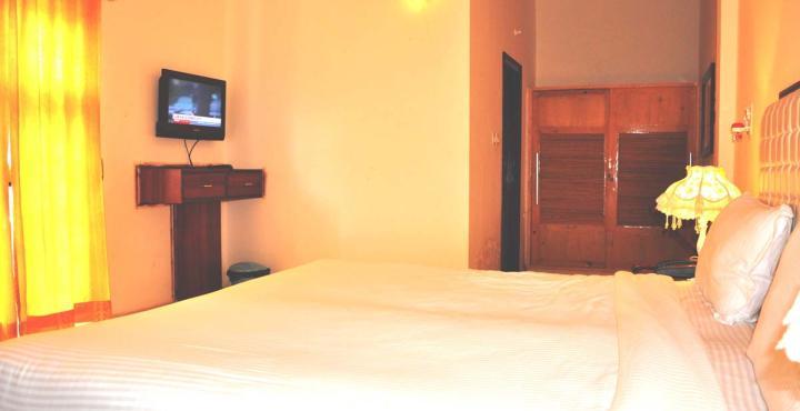 The Tal Paradise Bhimtal Exterior photo
